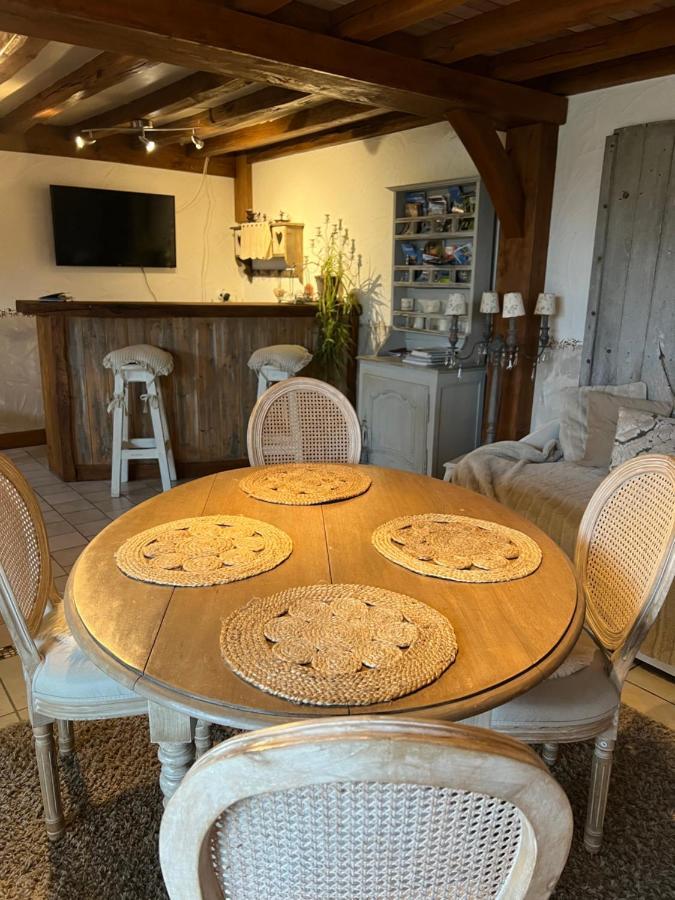 La Maisonnette De Cancan Mont-près-Chambord Dış mekan fotoğraf